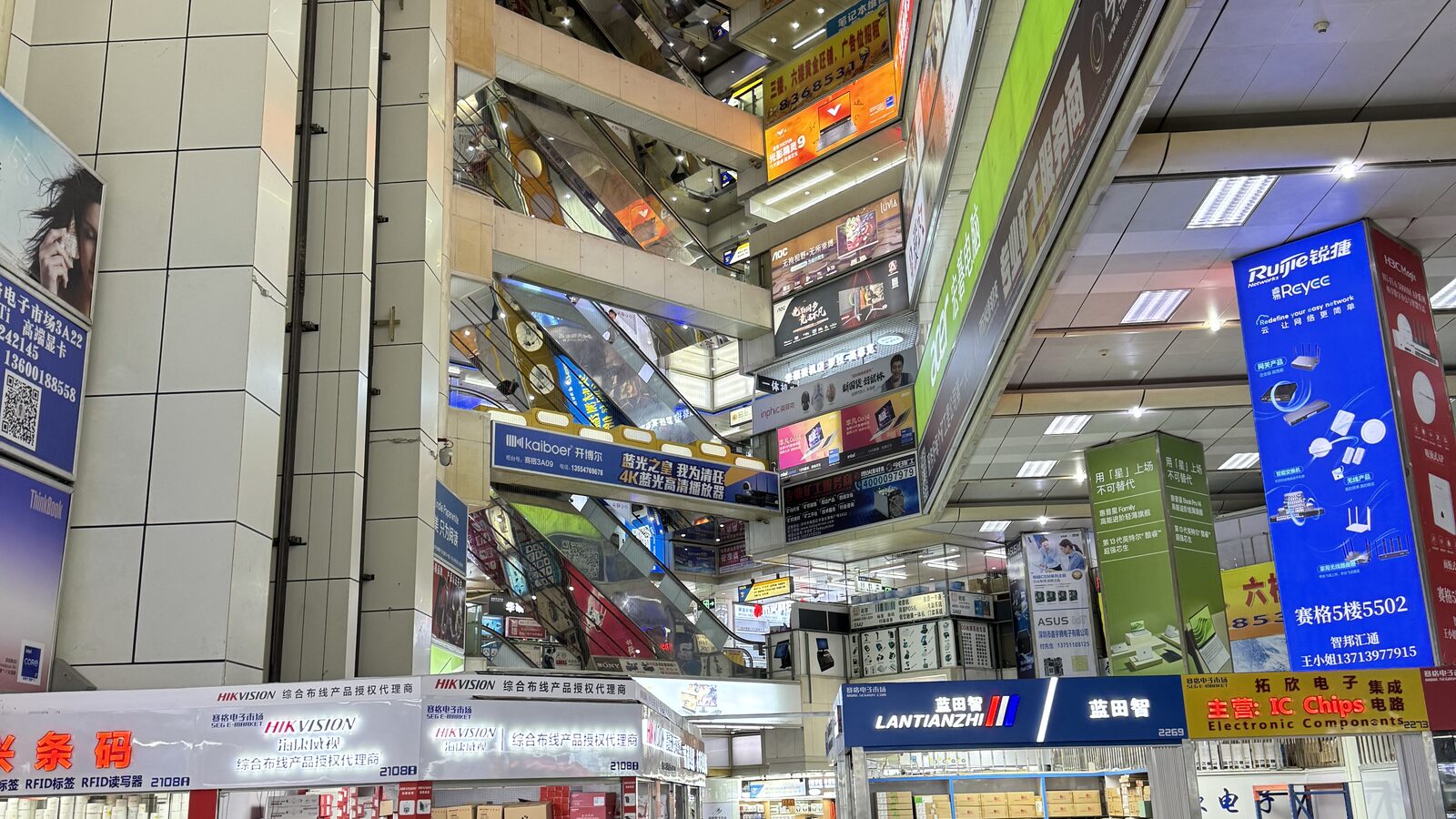 Aisle of supplier stands inside a Shenzhen wholesale electronics building